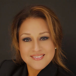 Meet your Posher, Andrea